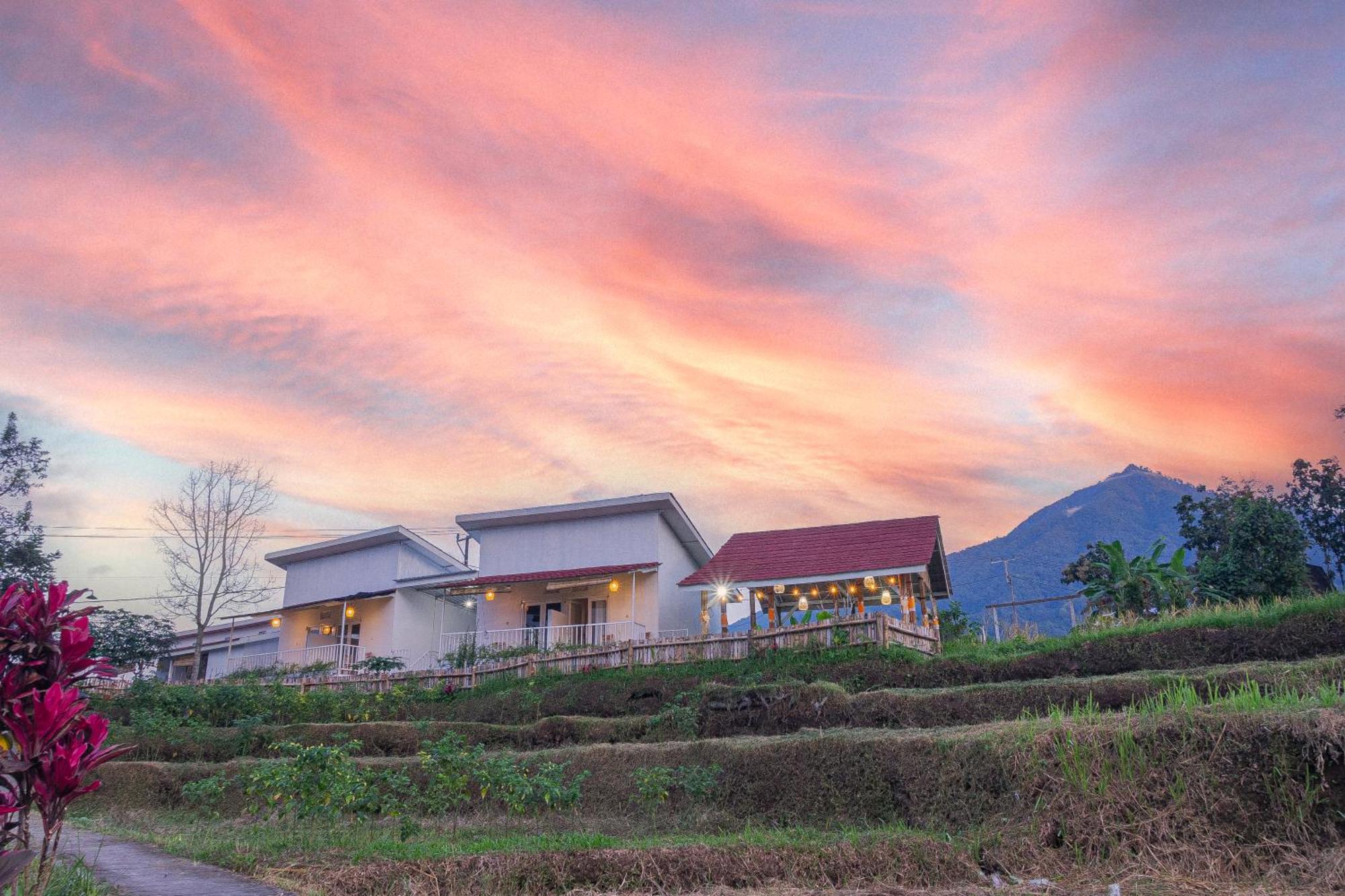 Santya Loka Lodge & Twin Waterfall Jatiluwih Ngoại thất bức ảnh